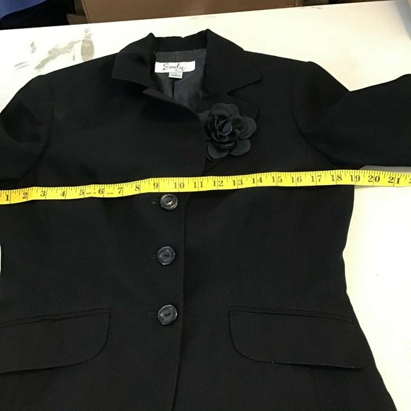 Emily Womens Two Piece Skirt Suit Black Three Button Long Sleeve Size 8 - Picture 8 of 10